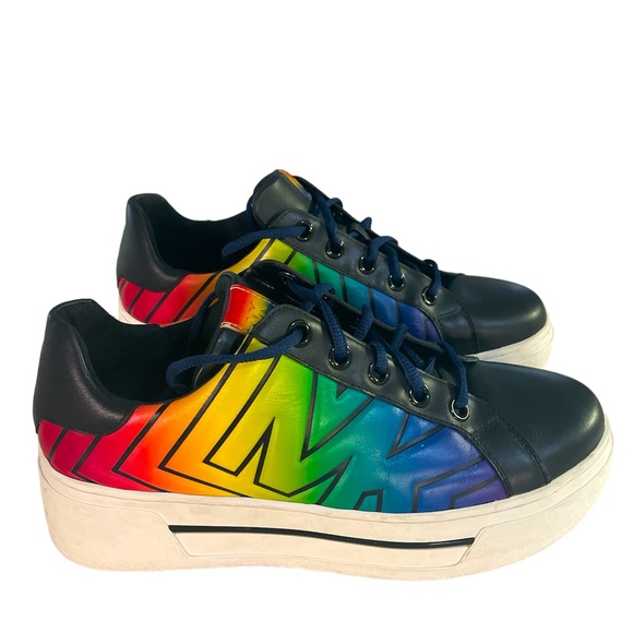 Michael Kors Women’s Rainbow Platform Leather Sneaker size 9m - Picture 2 of 7